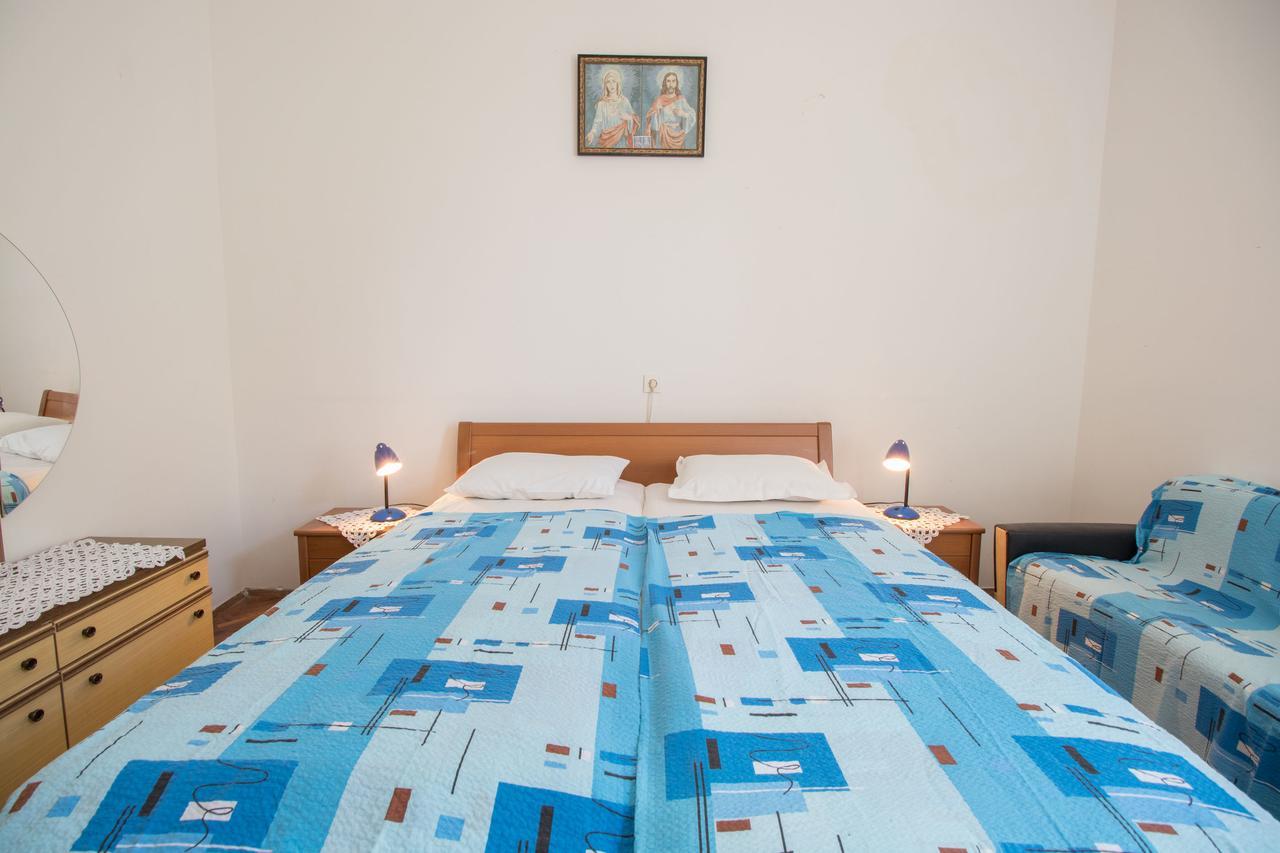 Apartments Josip By The Sea Novi Vinodolski Kültér fotó