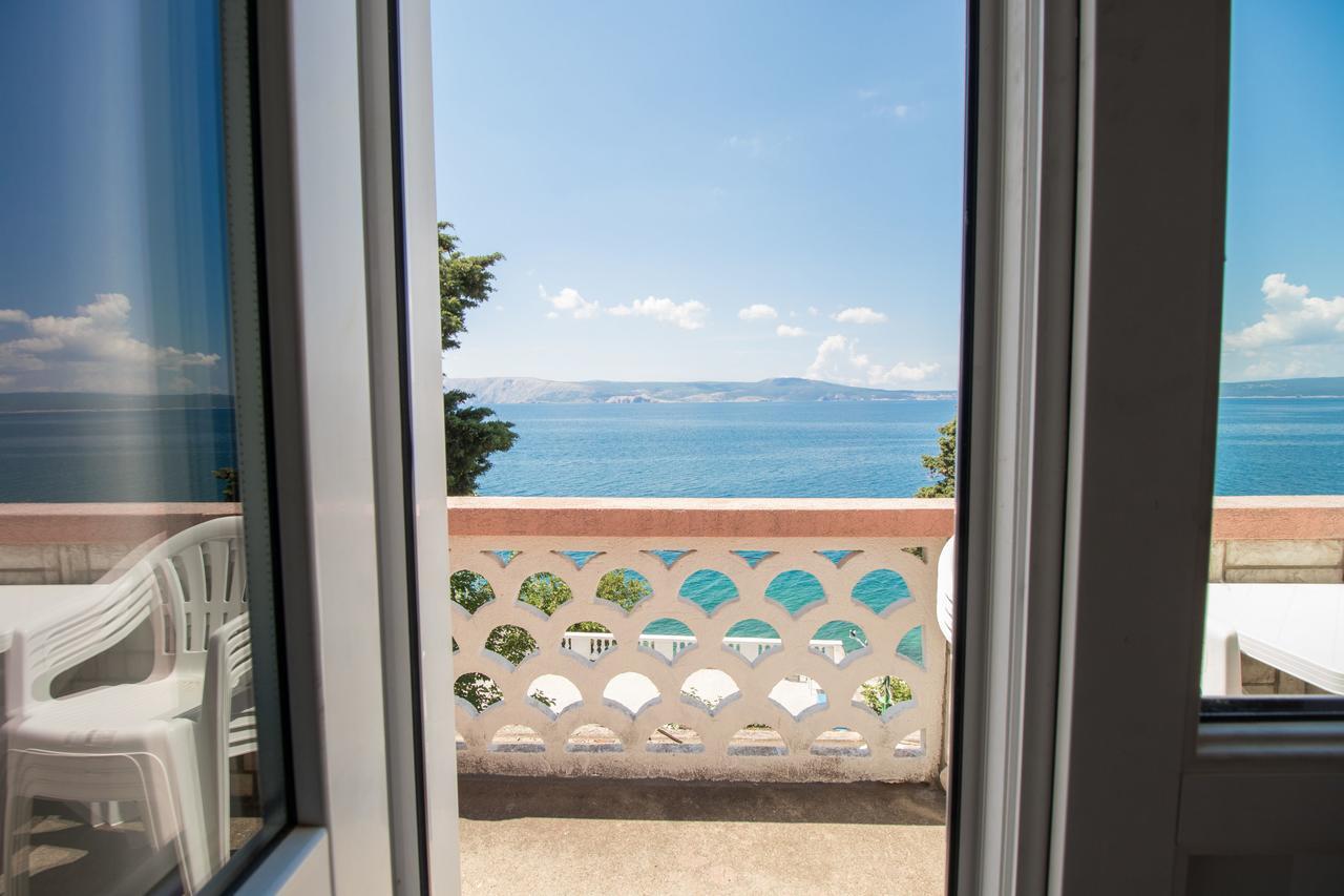 Apartments Josip By The Sea Novi Vinodolski Kültér fotó