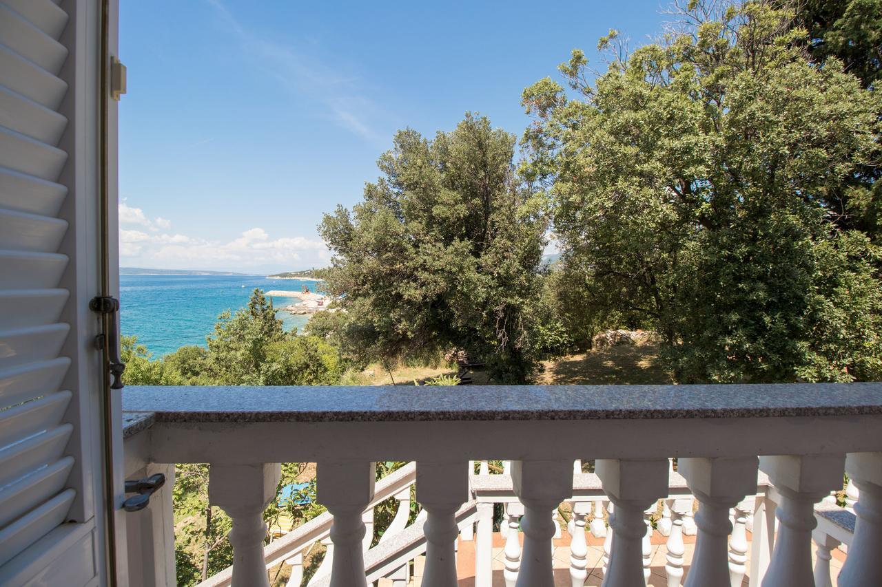 Apartments Josip By The Sea Novi Vinodolski Kültér fotó